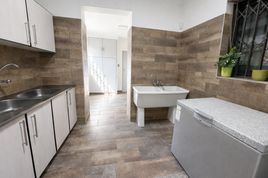 5 Bedroom Property for Sale in Sasolburg Ext 4 Free State